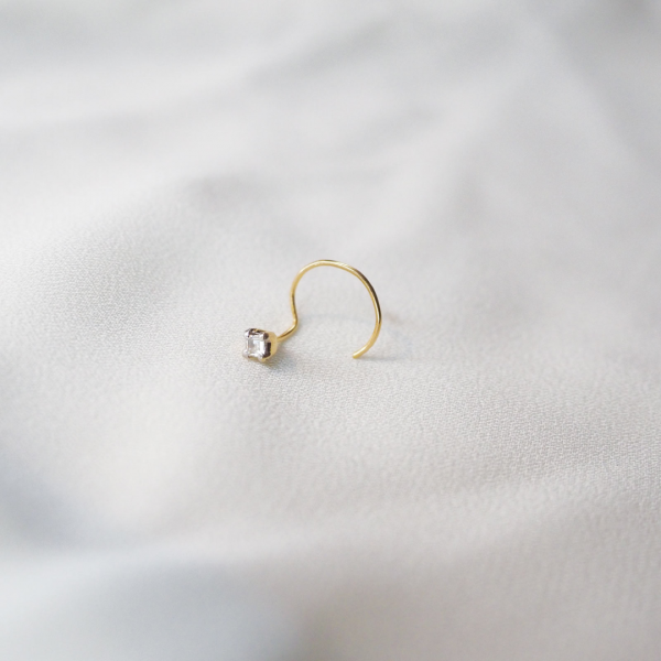 Nose Pin